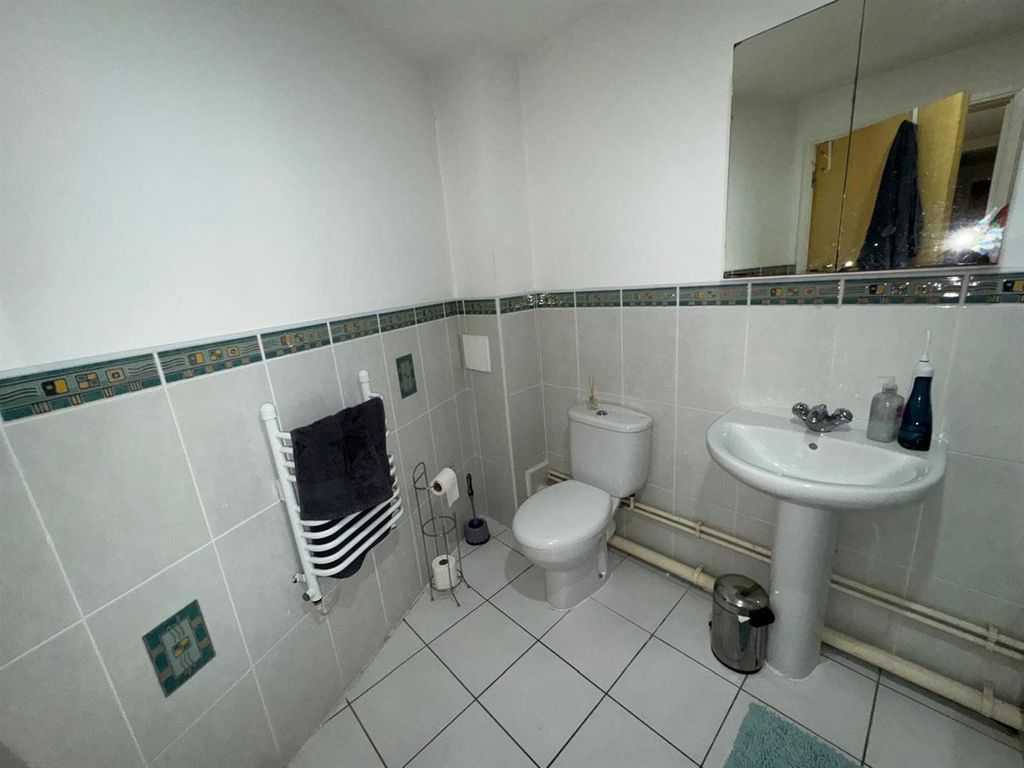 Property photo 3 of 8 2.Jpg