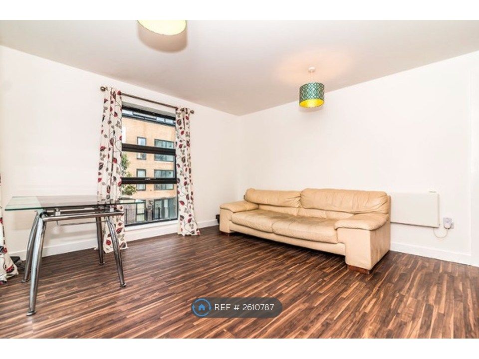 Property photo 2 of 8