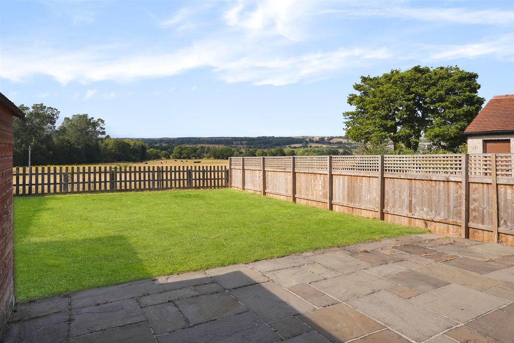Property photo 2 of 23 Rear Garden
