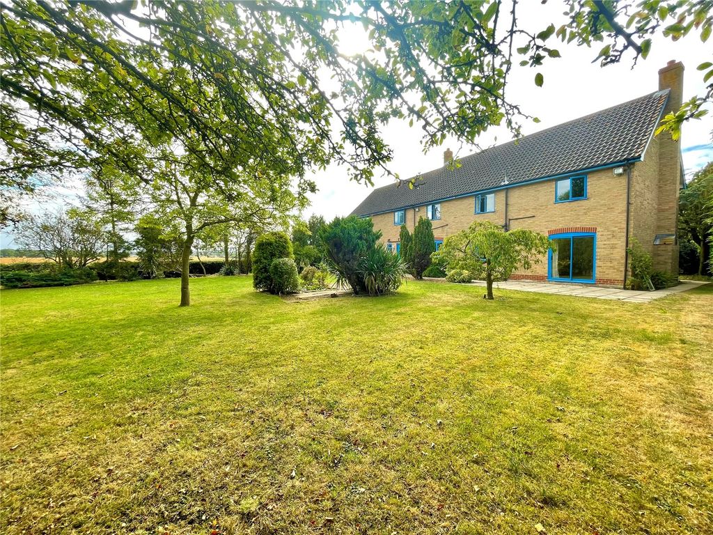 Property photo 2 of 27 Picture No. 19