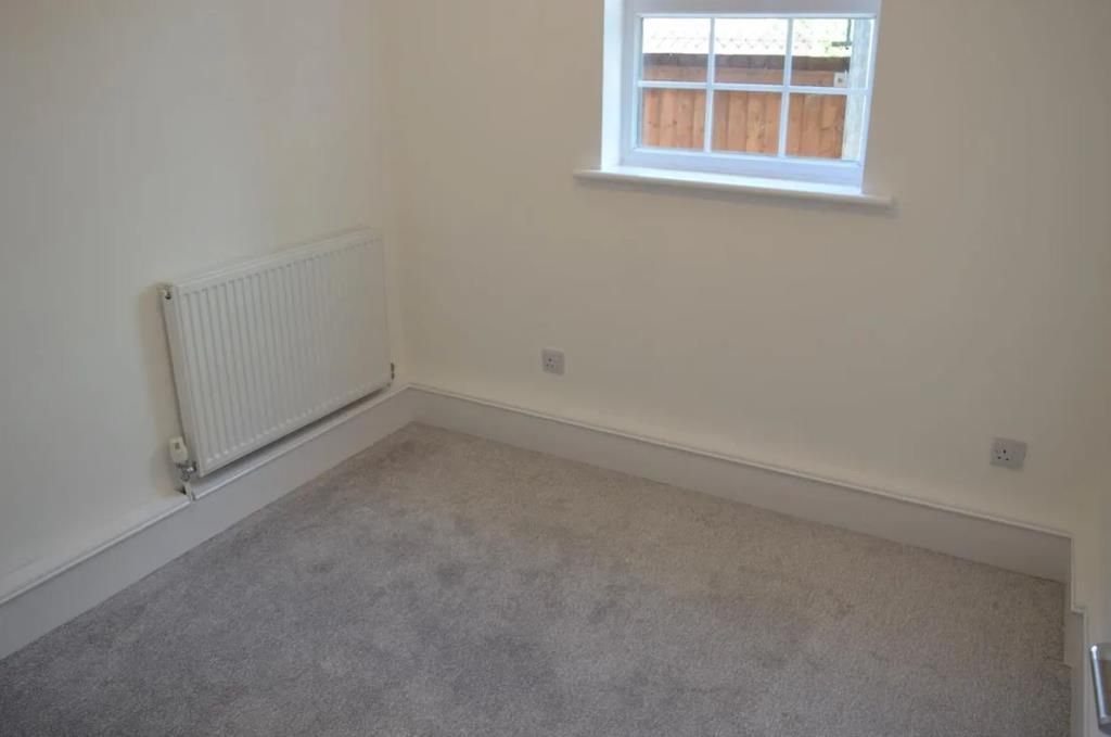 Property photo 3 of 5 Bedroom