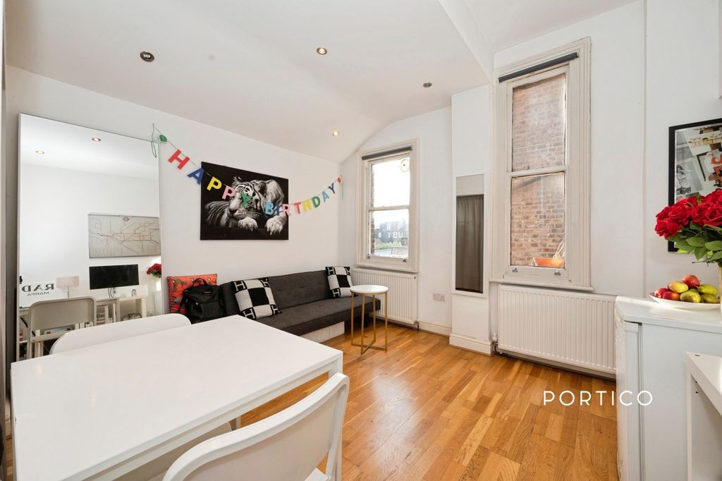Property photo 1 of 12 Pbox-Img.Jpg