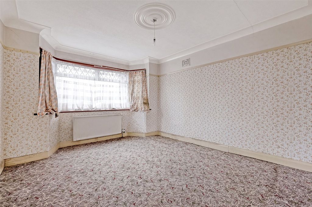 Property photo 3 of 14 Picture No. 05