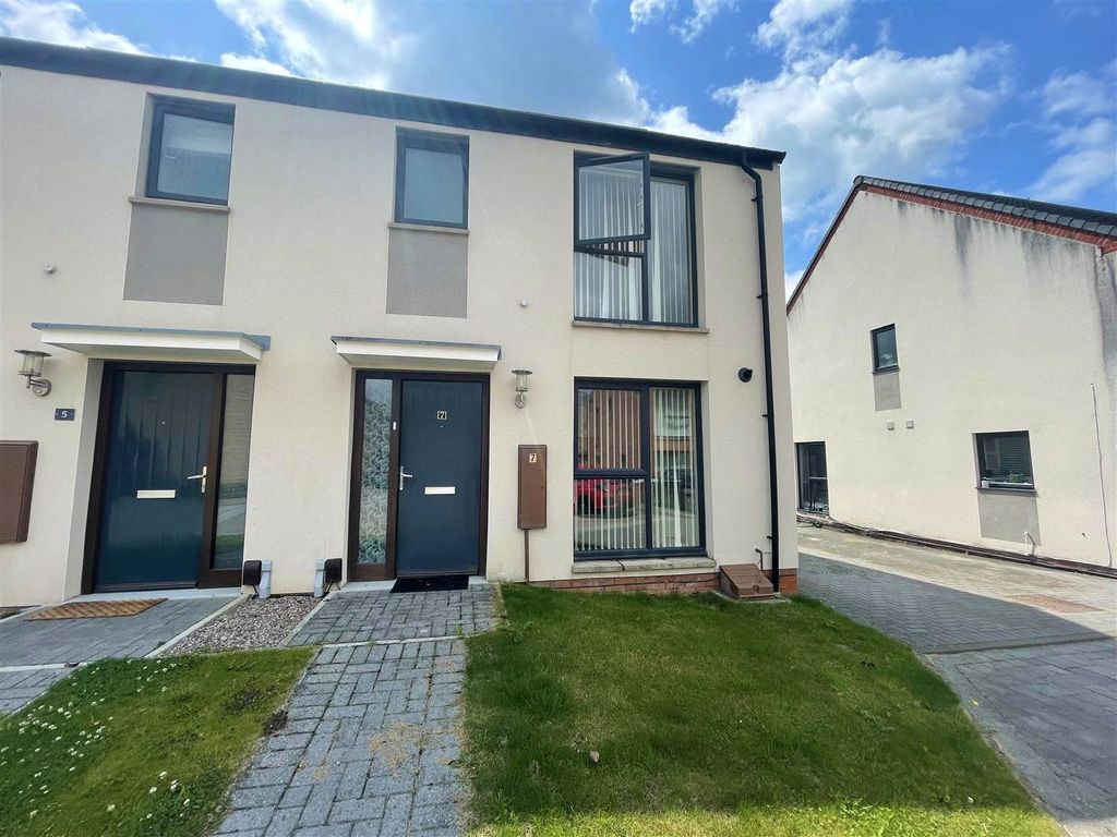 Property photo 1 of 12 Picture No. 18