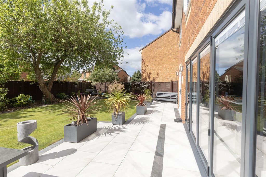 Additional image 33 of 4 bed detached house for saleHedgerows Road, Leyland PR25