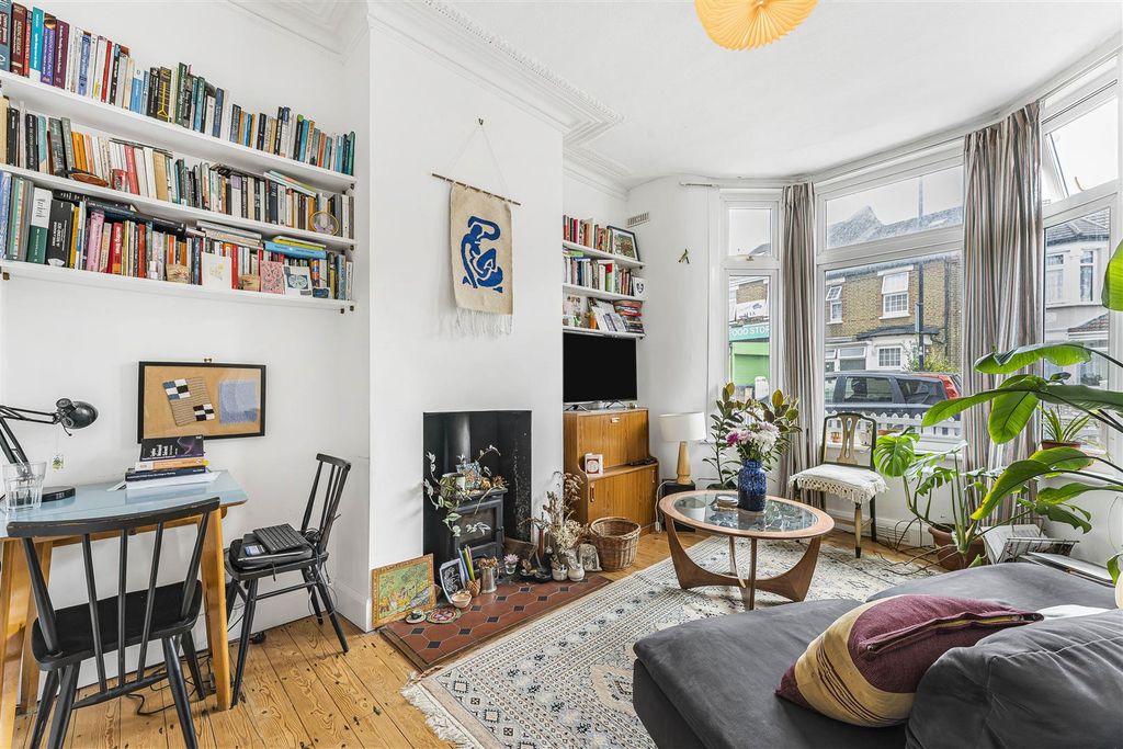 Property photo 2 of 16 2