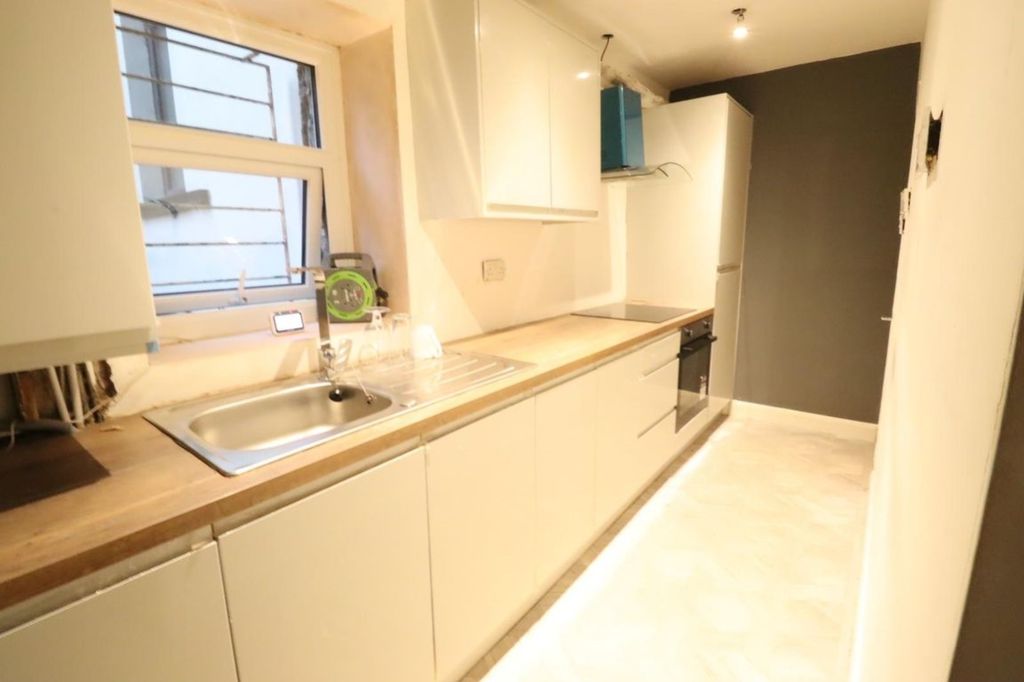 Property photo 3 of 7 Bh78Awqa2_861466_1444769583200232192