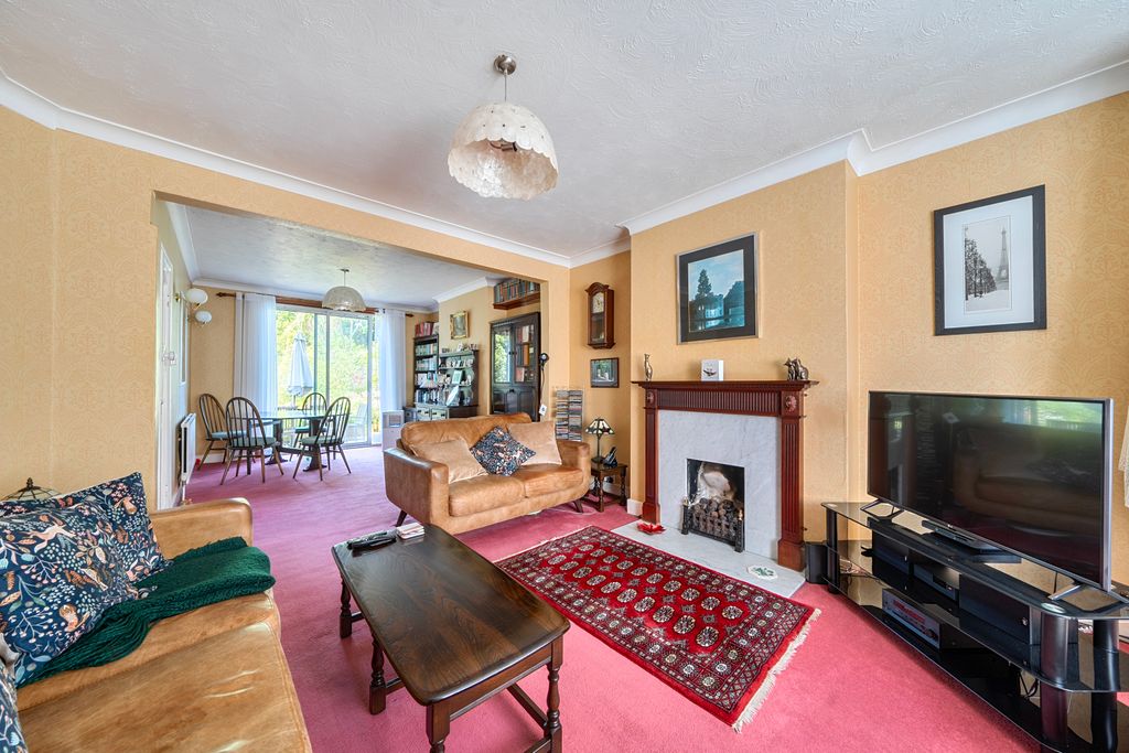 Property photo 2 of 21 Picture No. 17