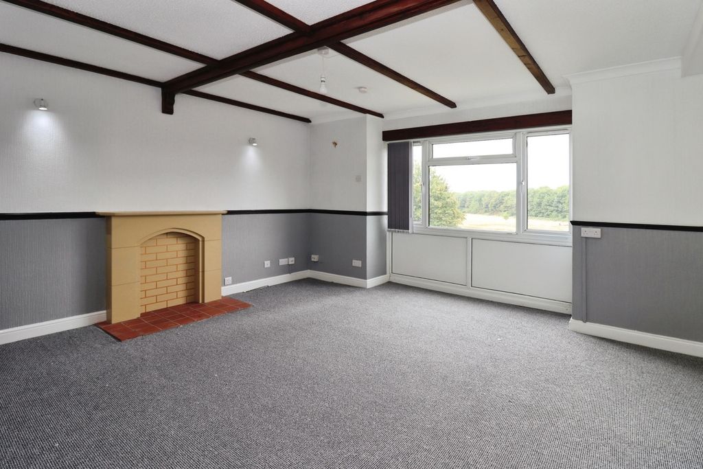 Property photo 3 of 13 Photo