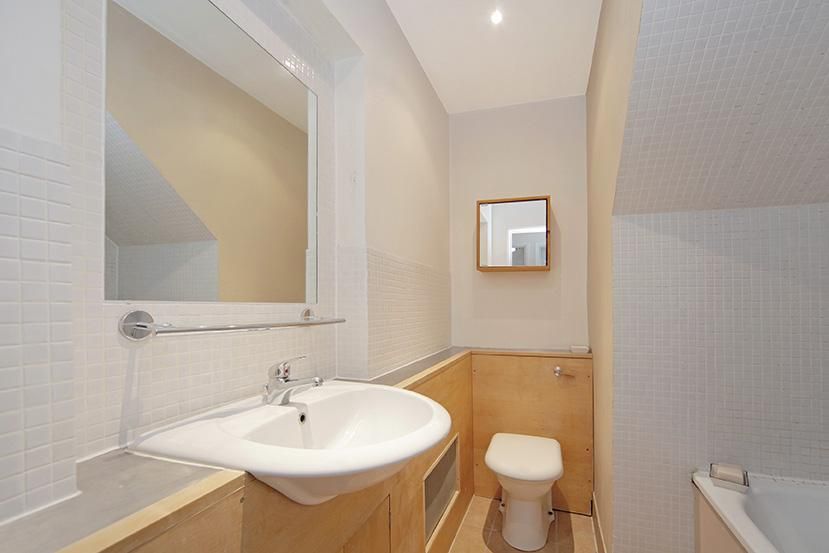 Property photo 3 of 5