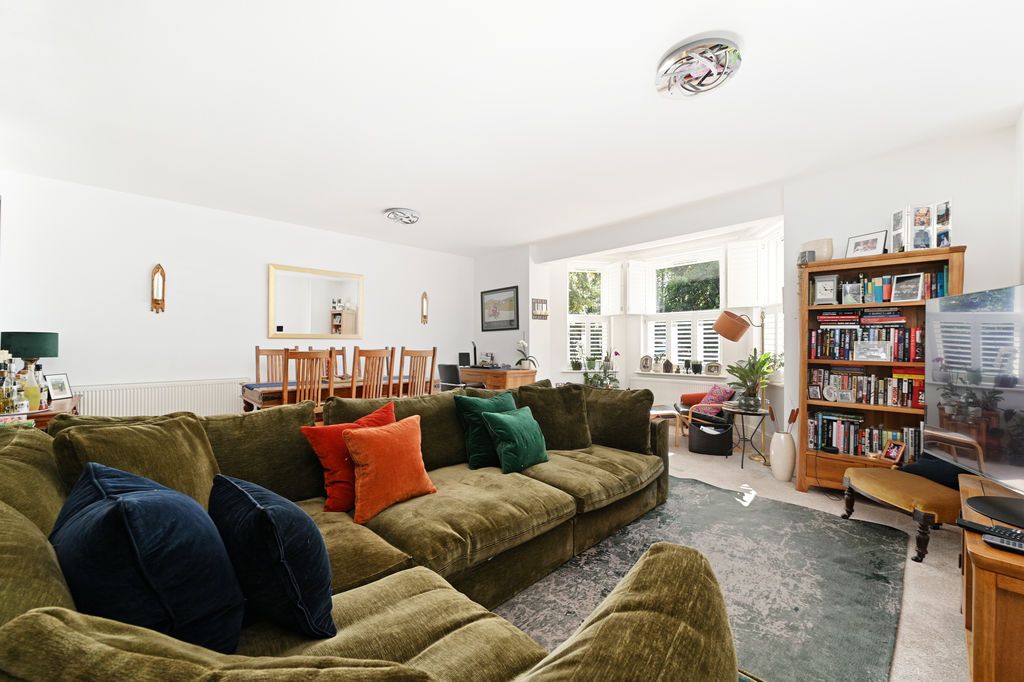 Property photo 2 of 29 Open Plan Living / Dining