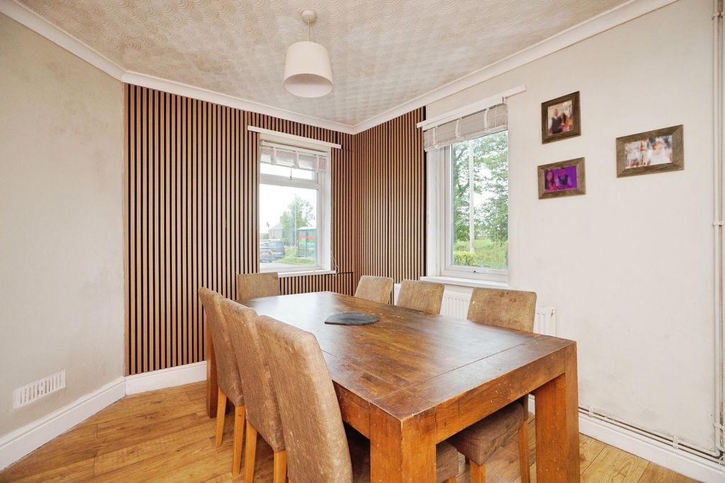 Property photo 3 of 20 Pbox-Img.Jpg