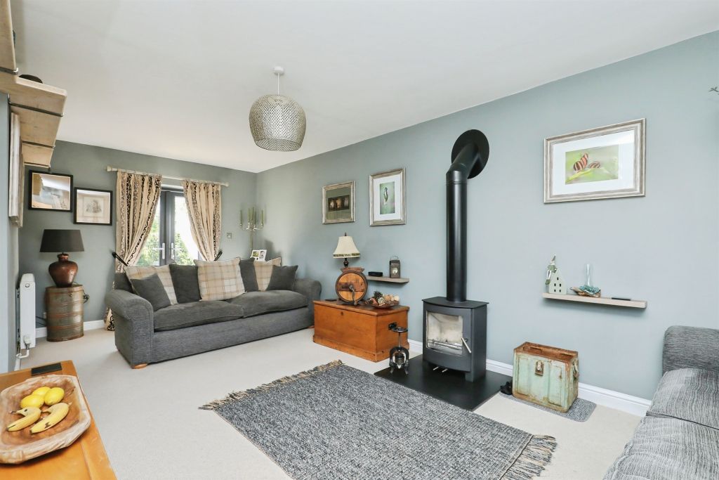 Property photo 2 of 22