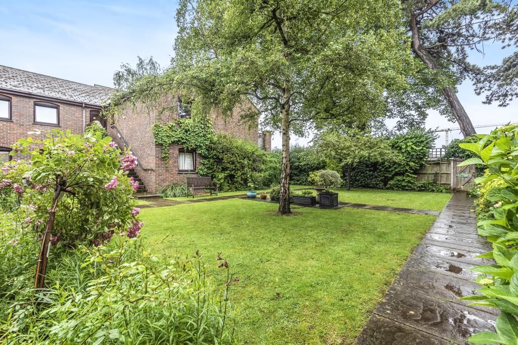 Property photo 1 of 3 Front