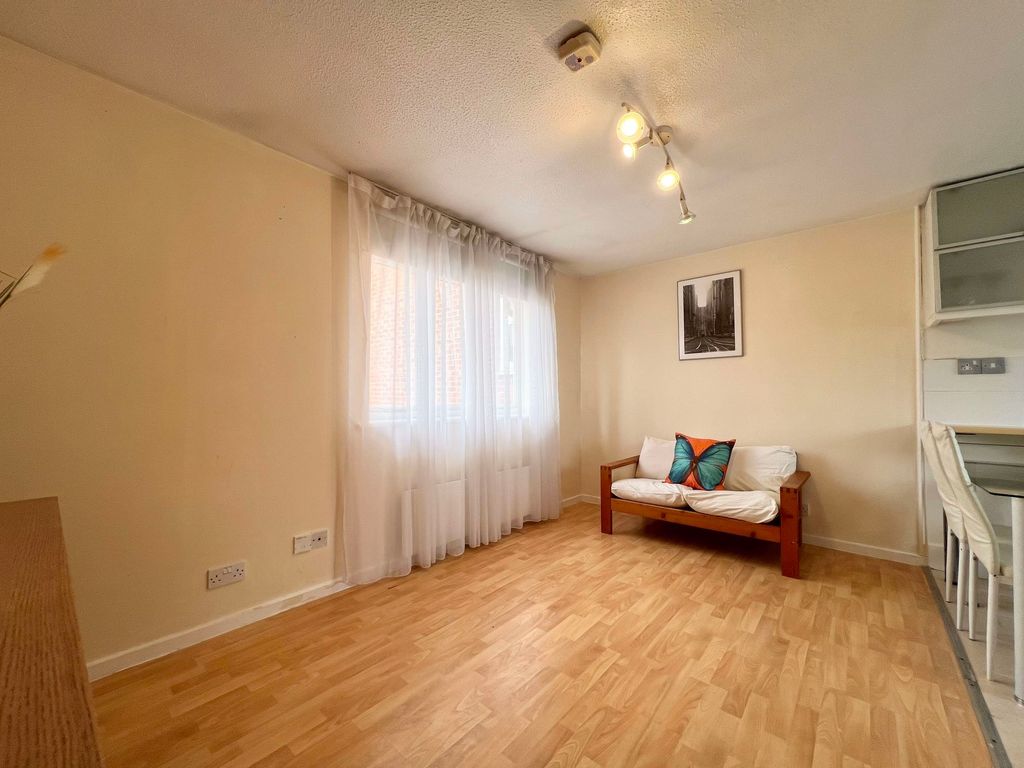 Property photo 3 of 6 Reception Room