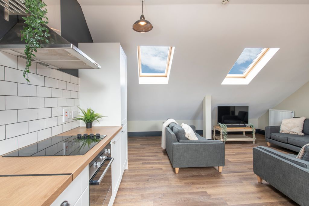 Property photo 3 of 12 Flat X, Hosiery, Living Room 3