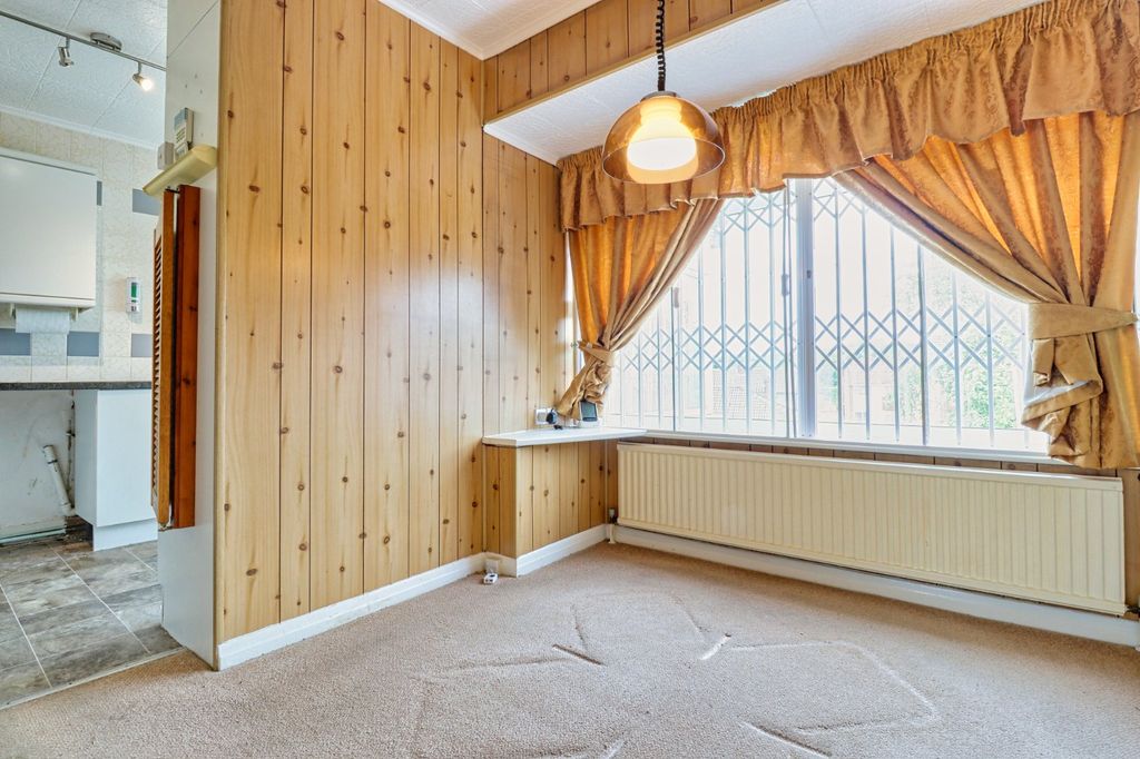 Property photo 3 of 20 Picture No. 08