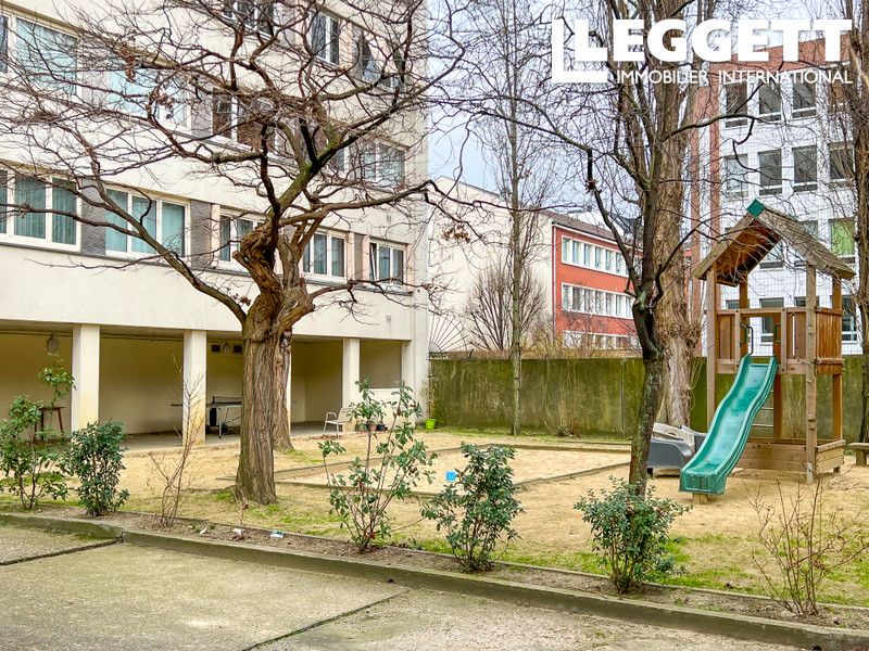 Property photo 2 of 10