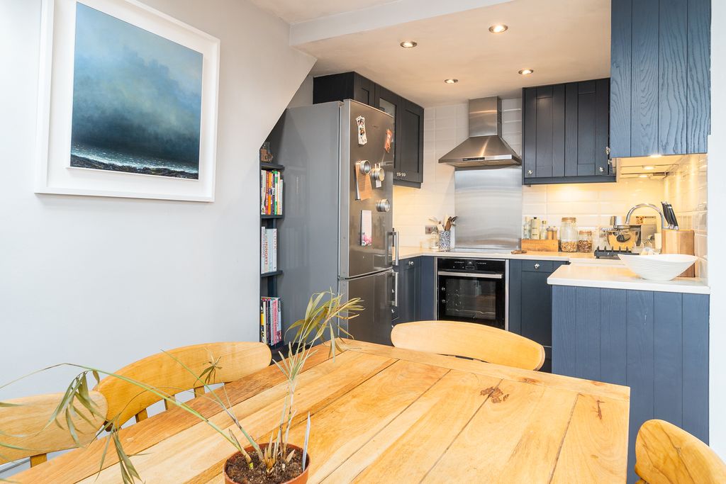 Property photo 2 of 12 Ndb02527-Edit