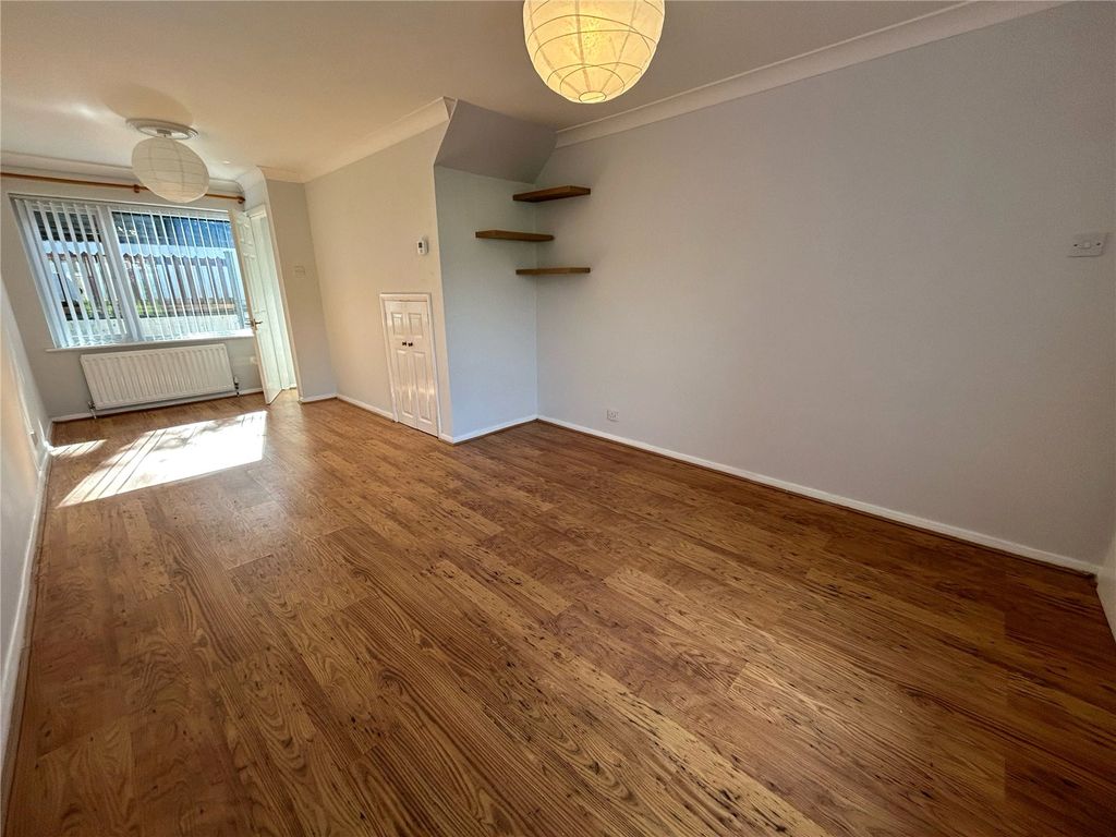 Property photo 3 of 9 Picture No. 05