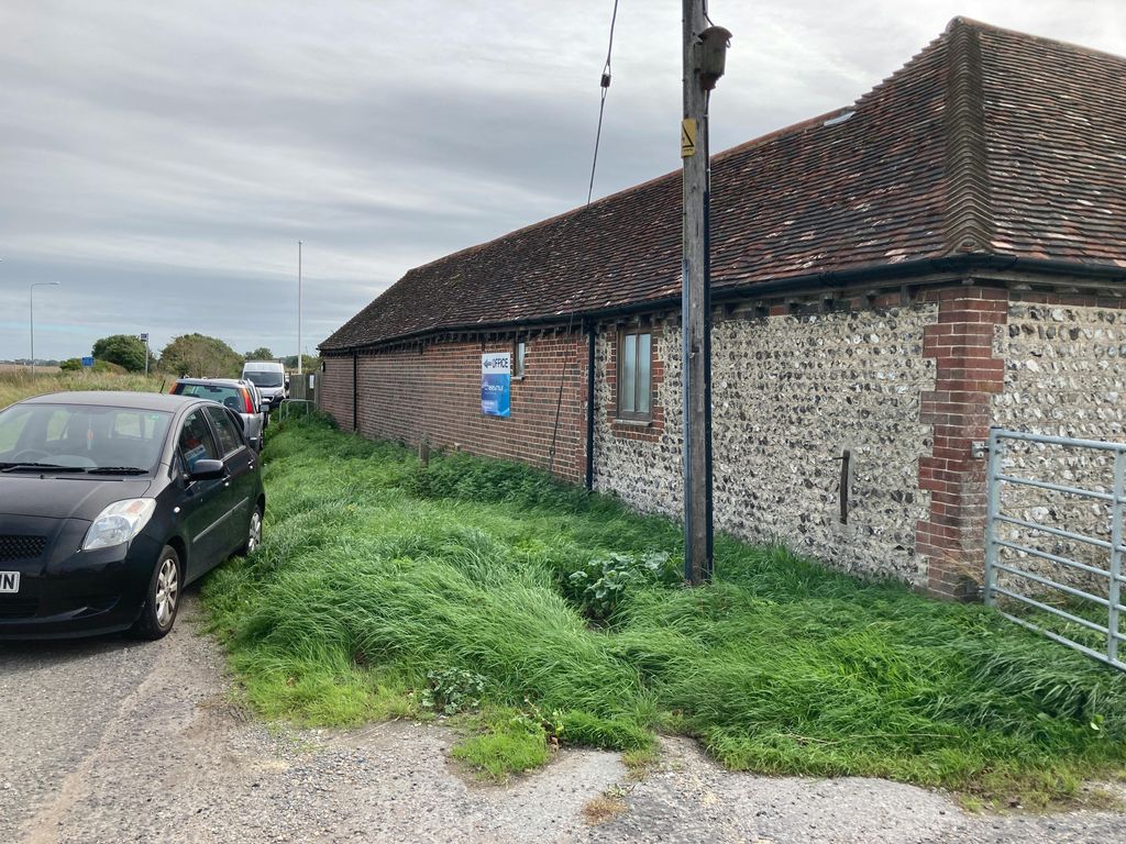 Property photo 3 of 10 Img_0443.Jpg