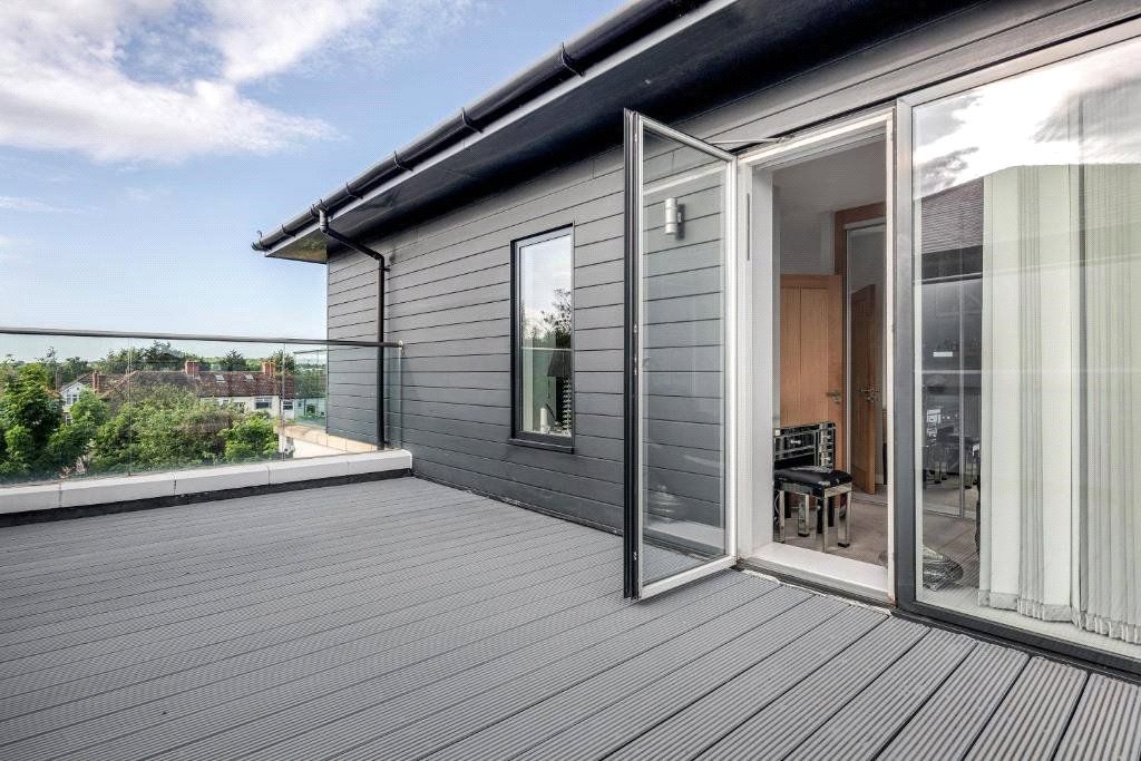 Property photo 2 of 18 Picture No. 10