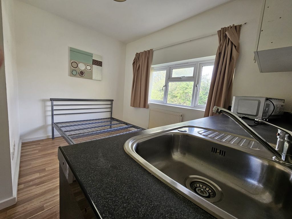 Property photo 2 of 6 Living Space