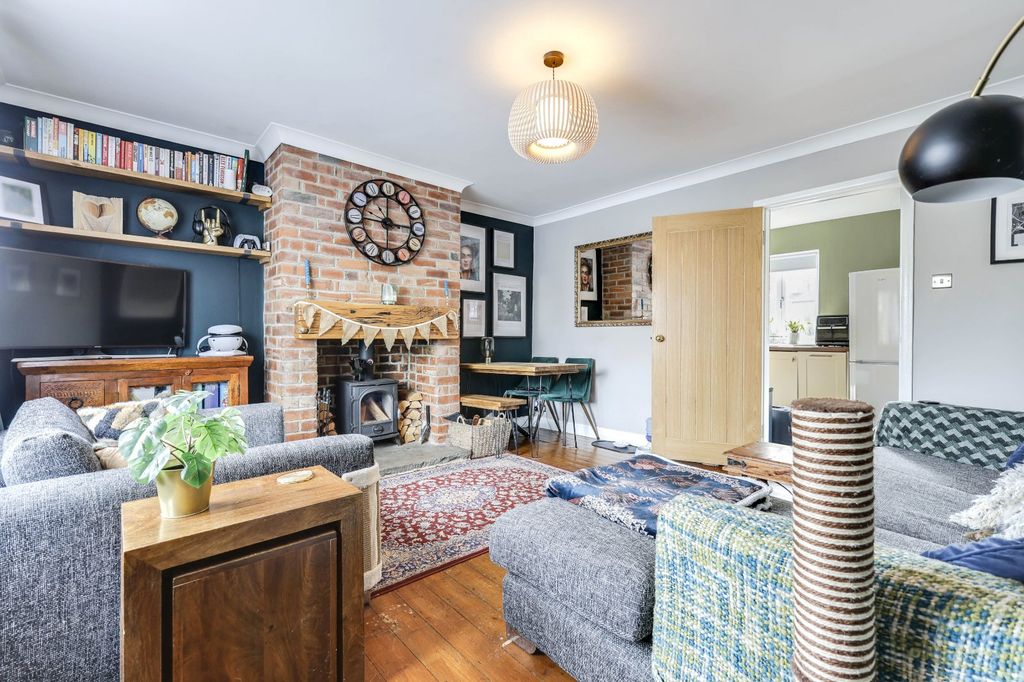 Property photo 2 of 17 Picture No. 02