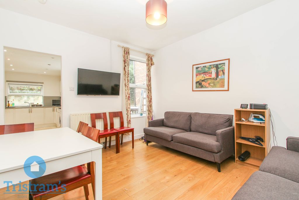 Property photo 3 of 24 Img_3905