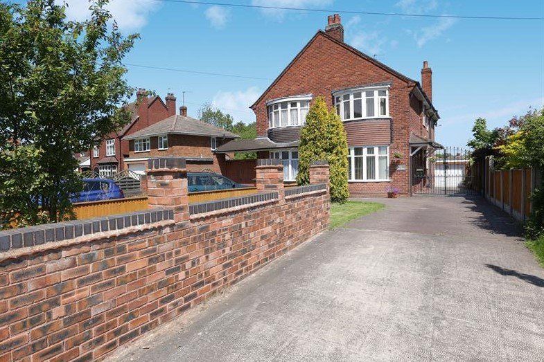 Property photo 1 of 16