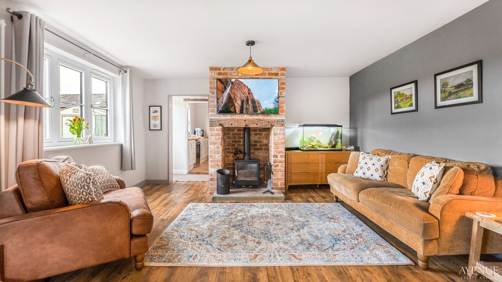 Property photo 3 of 24 5041117