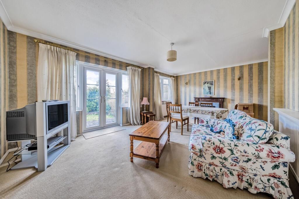 Property photo 3 of 14 Davidson Frost-Wellings, Dfw, Winscombe Way, Recep