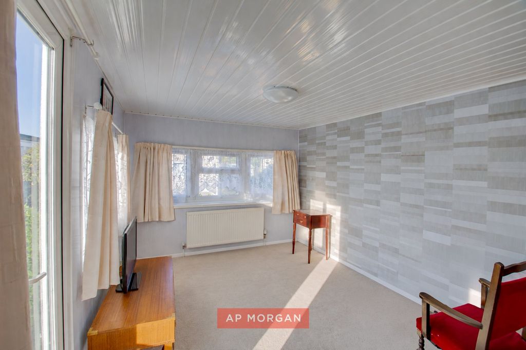 Property photo 2 of 7 Picture No. 06