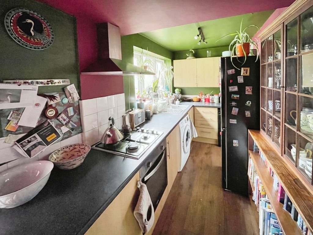 Property photo 2 of 11 Picture No. 08