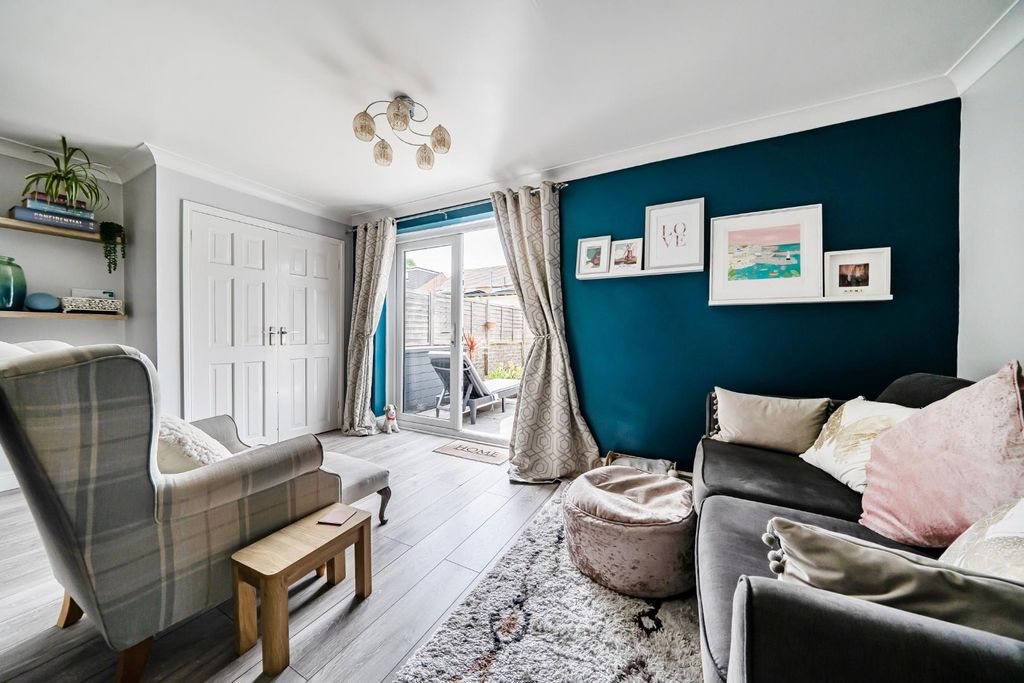 Property photo 3 of 17 1469634-8-6A1d9c6A2B714.Jpg