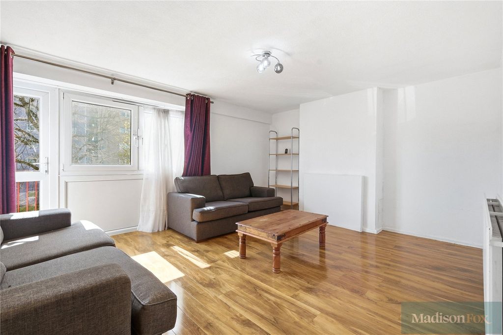 Property photo 2 of 18 Picture No. 08