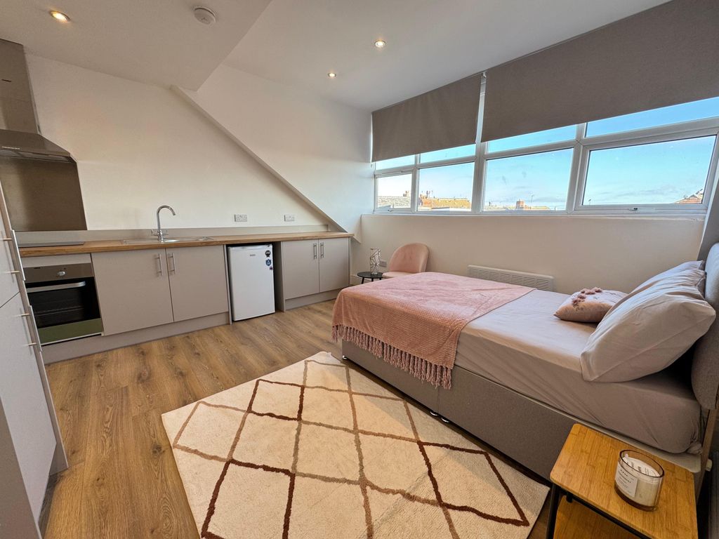 Property photo 1 of 4