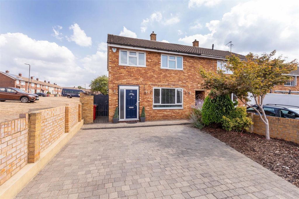 Property photo 1 of 16 83 Pemberton Road-4.Jpg