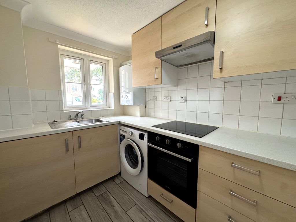 Property photo 2 of 5