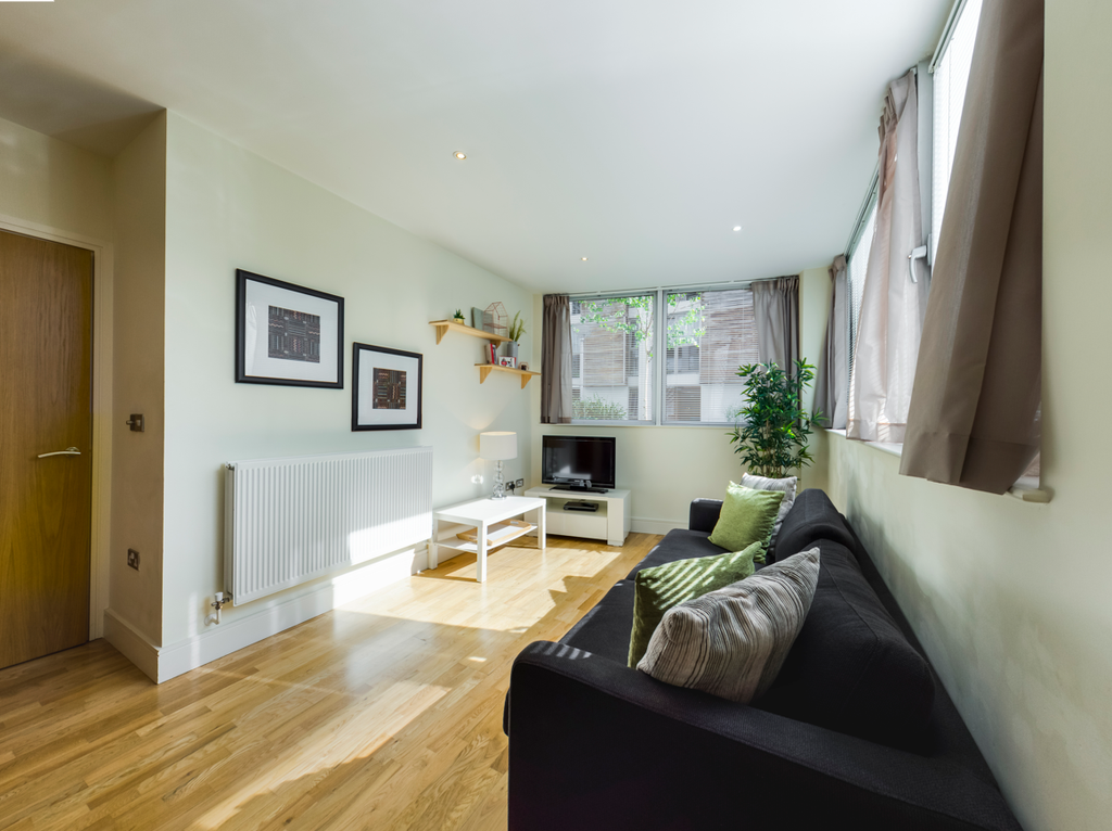 Property photo 2 of 6