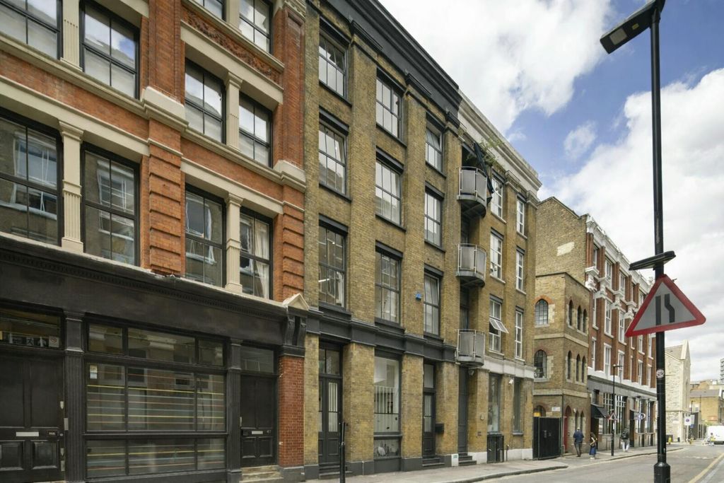 Property photo 2 of 8 Photo 8.Jpg