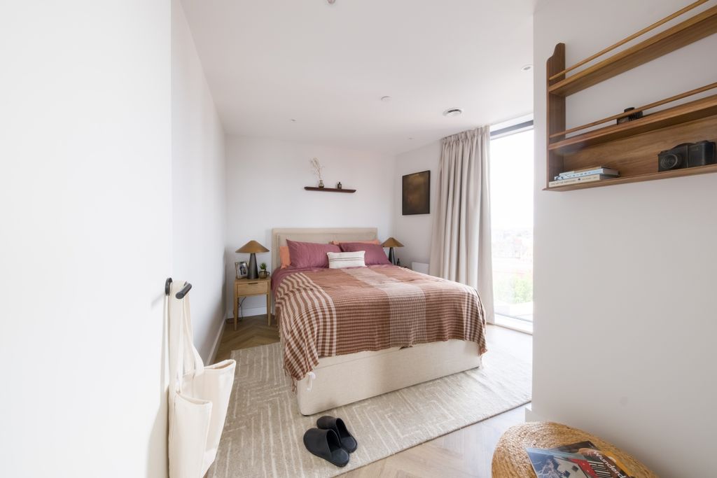 Property photo 3 of 20 Oneeastside_Anast...