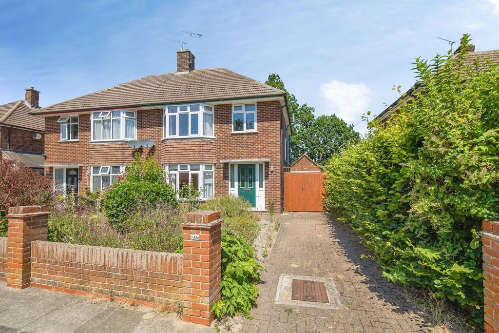 Property photo 1 of 25