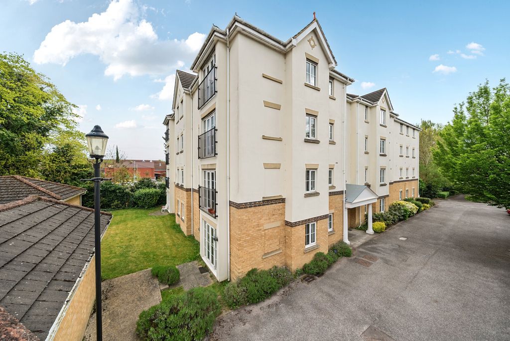 Property photo 1 of 19 1-69E26E7c488E8-1...