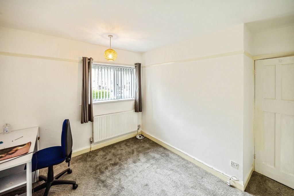 Additional image 6 of 3 bed semi-detached house for saleHighlands Avenue, Huddersfield HD5