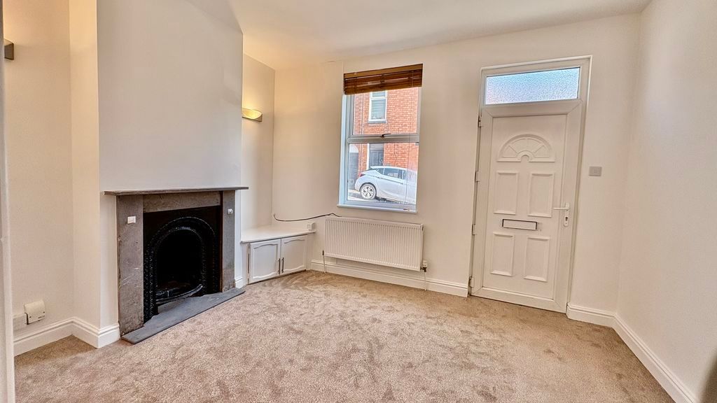 Property photo 2 of 9 Photo 2