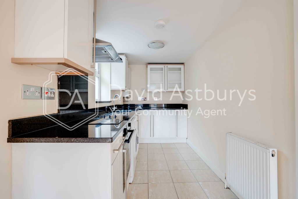 Property photo 3 of 10 Dsc09232