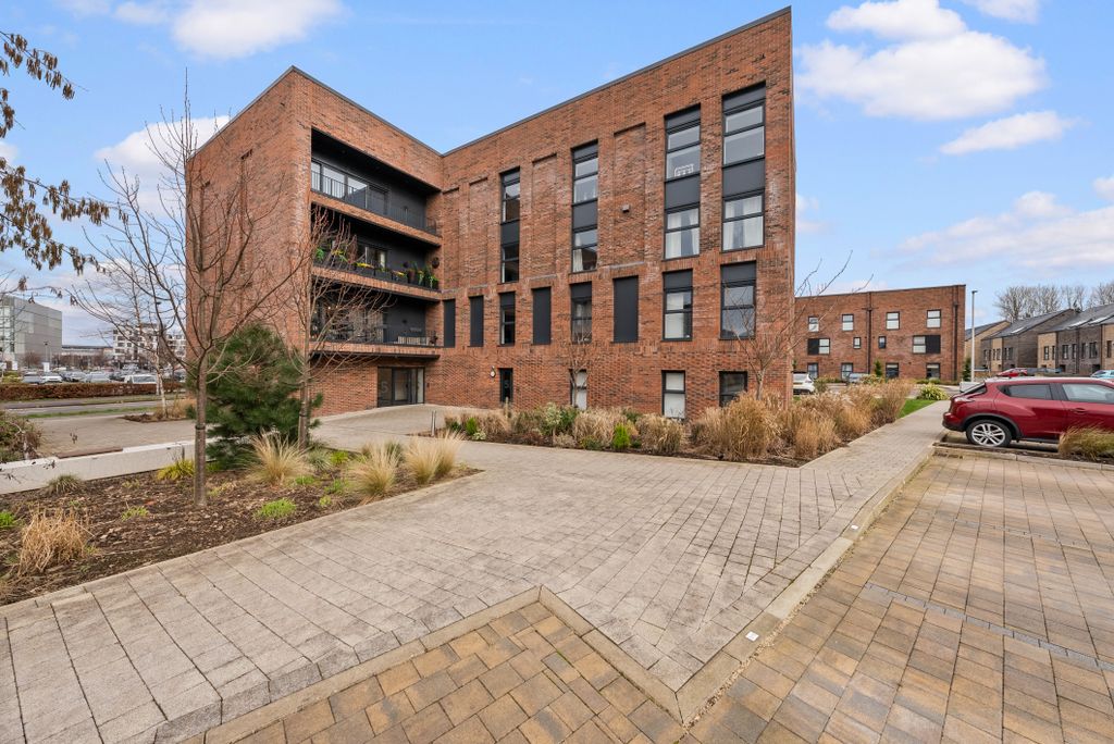 Property photo 1 of 18 Dsc00096