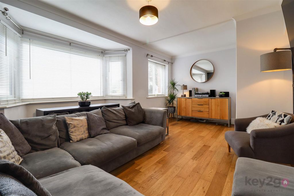 Property photo 3 of 24 Img_7342-Img_7344.Jpg