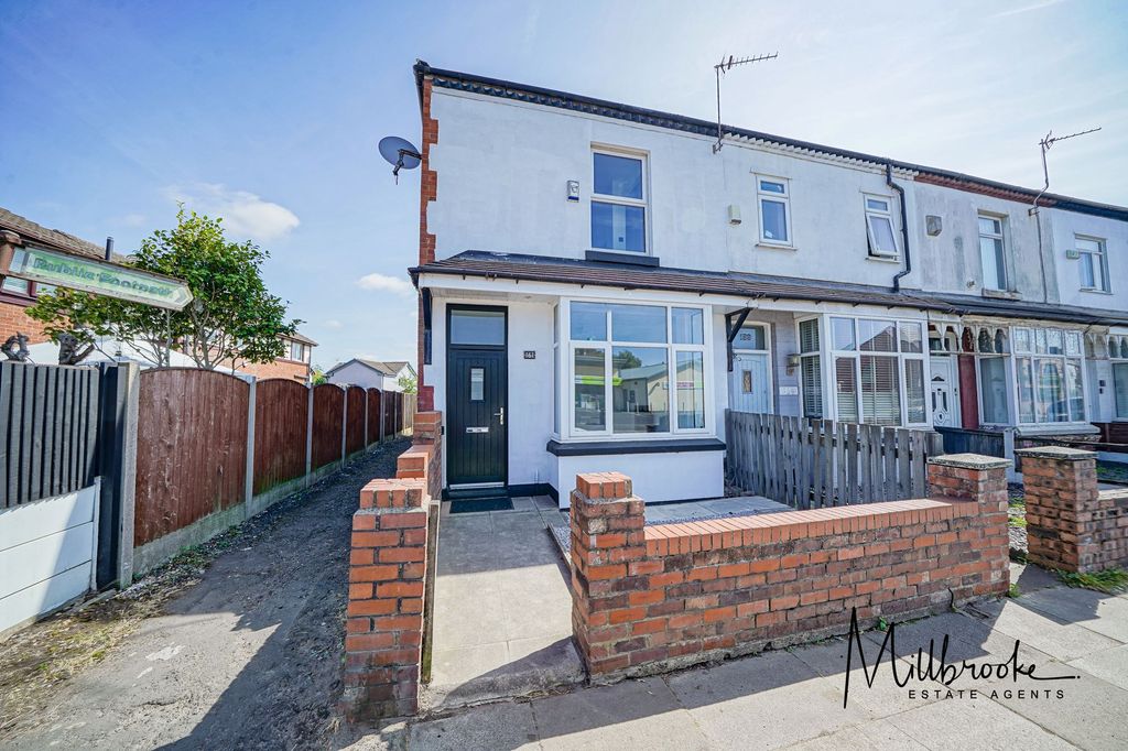Property photo 1 of 31